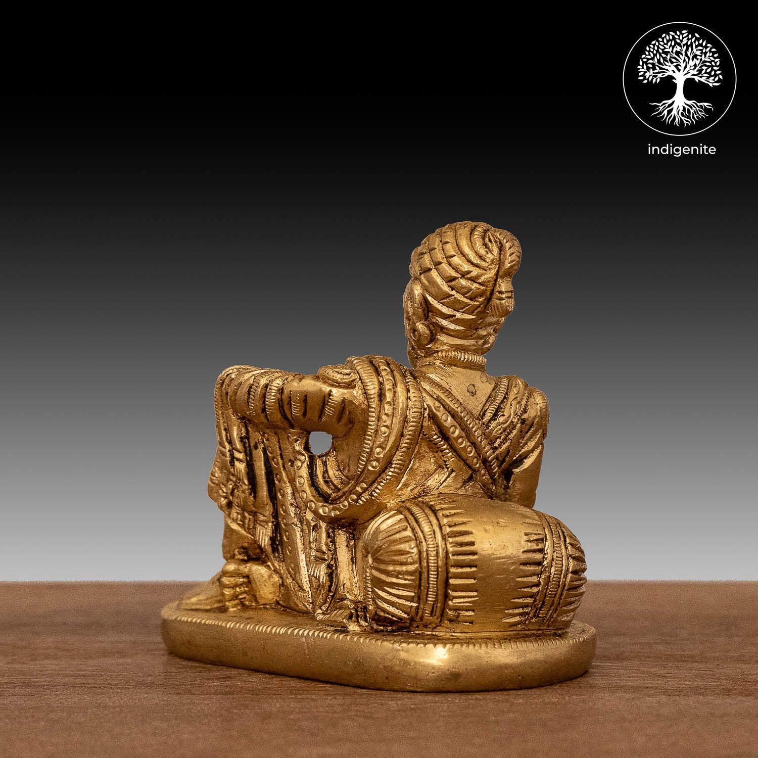 Sitting Chhatrapati Shivaji Maharaj - Brass Statue